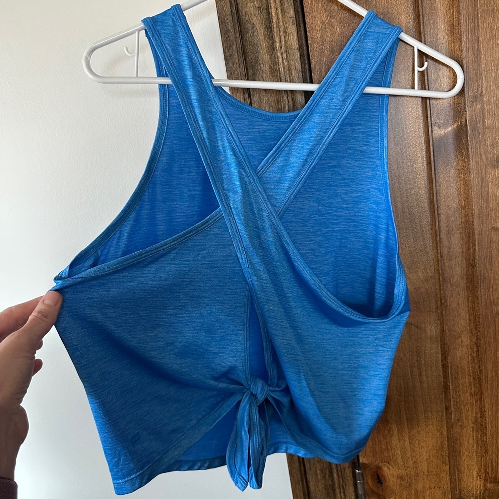 Fabletics Bea Tank - Picture 7 of 7